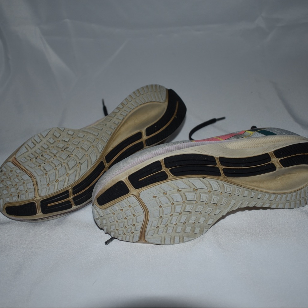 2021 WOMEN'S AIR ZOOM PEGASUS 38 PREMIUM - Picture 4 of 14
